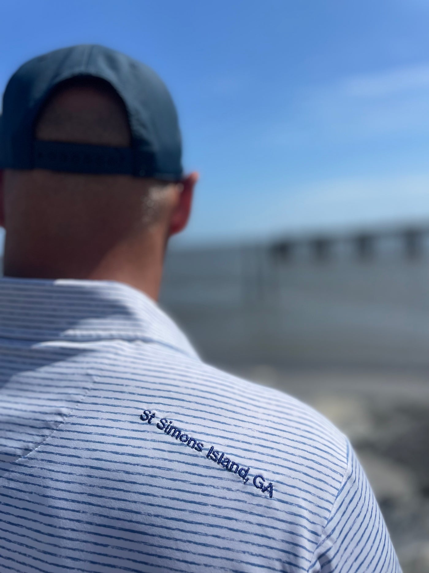 Men's White and Navy St. Simons Island Striped Performance Polo Shirt — Navy SSI Logo