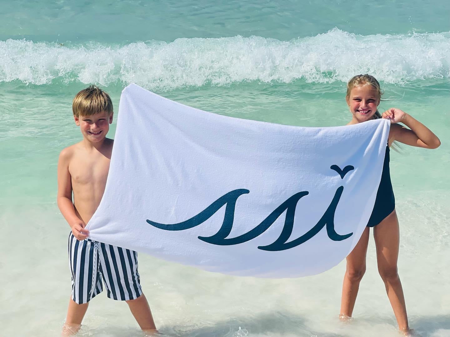 [LUV IS TRUE]★BE LOGO BEACH TOWEL file.jpg