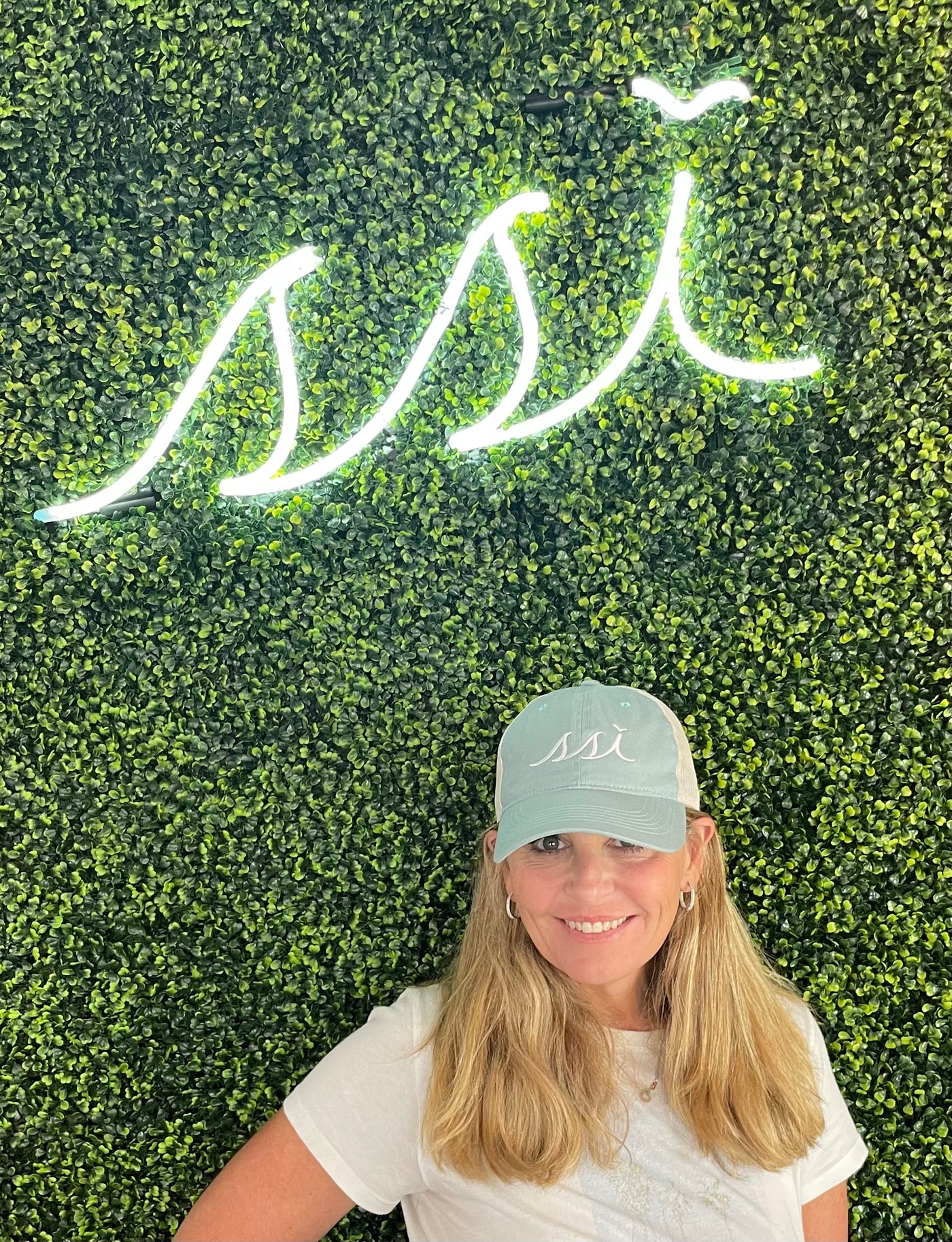 Sage with Putty Hat White Mesh / White logo / Outdoor Cap