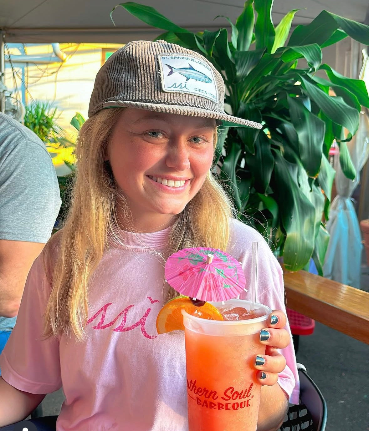 Comfort Colors Blossom Pink St. Simons Island Tee — Pink SSI Logo
