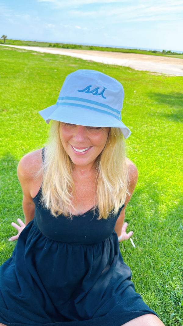 Coastal White Bucket Hat — Sky Blue Striped Band