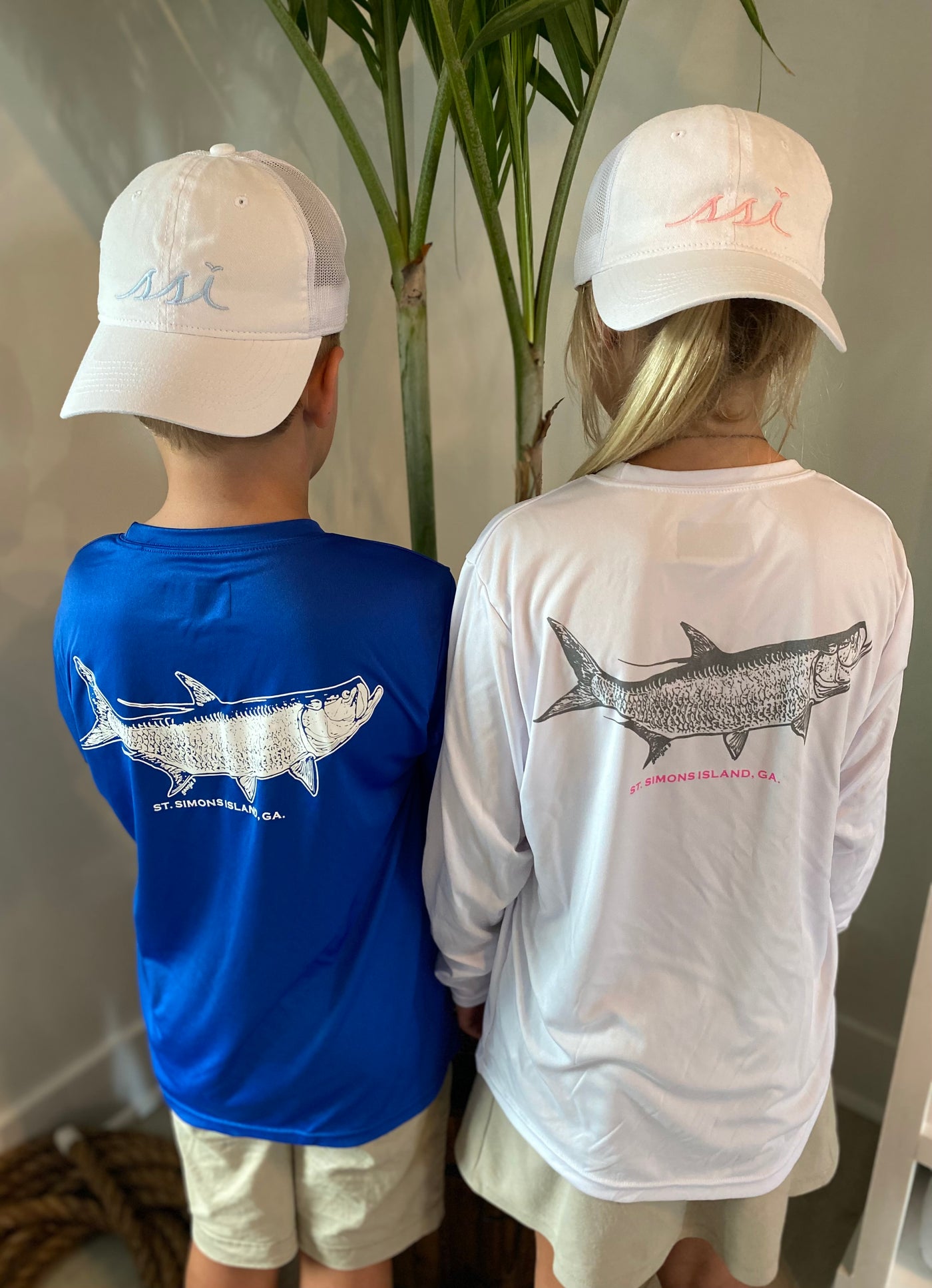 A4 Kids Rash Guards / Sun Shirts white pink logo  girls