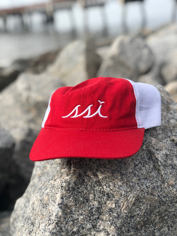 Red Hat White Mesh / White logo / Outdoor Cap